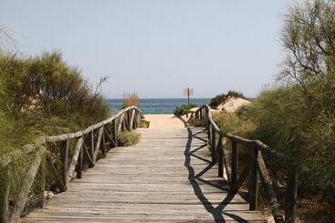 Precise Resort El Rompido-The Club