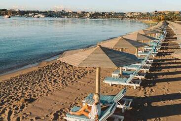 استراحتگاه Novotel Sharm El Sheikh