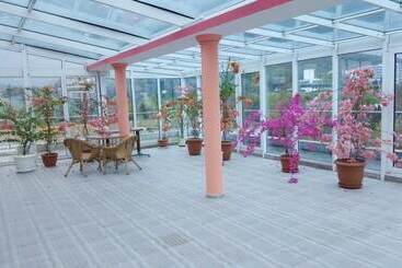 Sirius Beach Hotel & Spa