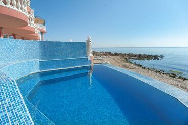Sirius Beach Hotel & Spa
