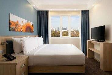 ホテル Hampton By Hilton Krasnodar