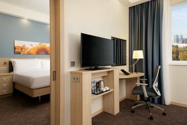ホテル Hampton By Hilton Krasnodar