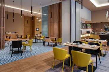 ホテル Hampton By Hilton Krasnodar