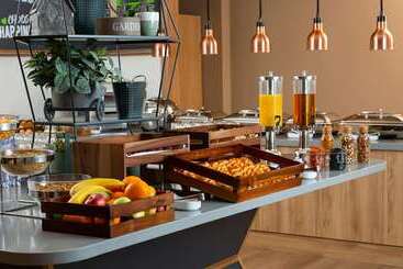 ホテル Hampton By Hilton Krasnodar