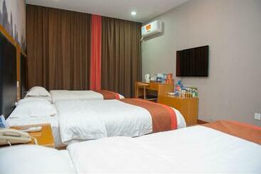 Jun Hotels Henan Zhengzhou Zhongmu County Shangdu Avenue Tv Tower