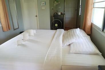 پانسیون Wandee Resort Bankrut