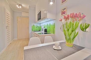 Osiedle Cesarskie Apartamenty   Parking   Apartamenty Bryza