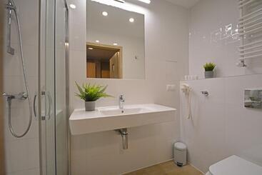 Osiedle Cesarskie Apartamenty   Parking   Apartamenty Bryza