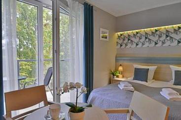 Osiedle Cesarskie Apartamenty   Parking   Apartamenty Bryza