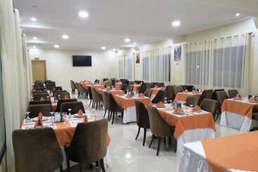 هتل Oasis Palace