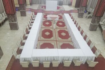 هتل Oasis Palace