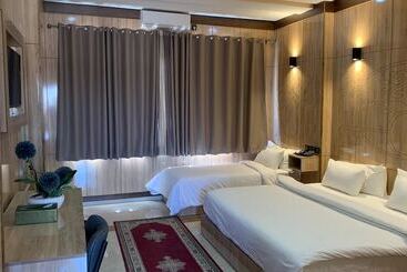 هتل Oasis Palace
