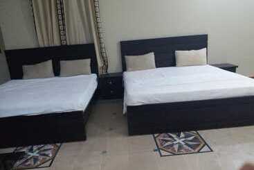پانسیون Elegant Guest House Karachi