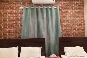پانسیون Elegant Guest House Karachi