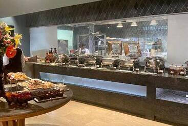 Taj Hotelapart, Taj Hotel Cape Town