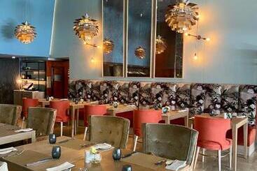 Taj Hotelapart, Taj Hotel Cape Town