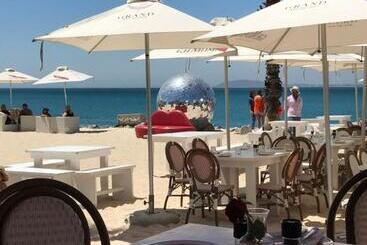 Taj Hotelapart, Taj Hotel Cape Town