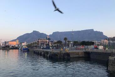 Taj Hotelapart, Taj Hotel Cape Town