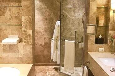 Taj Hotelapart, Taj Hotel Cape Town
