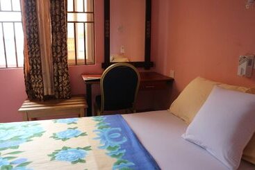هتل Waterfront Paradise Resort