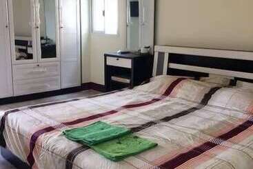 هتل Wattanakham Serviced Apartment