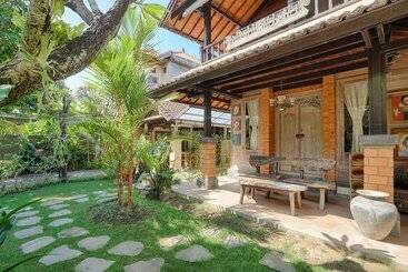 پانسیون Katang   Katang Guest House