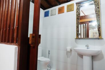 پانسیون Katang   Katang Guest House
