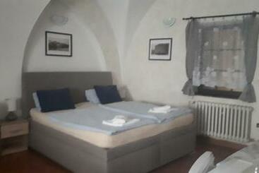 پانسیون Penzion A Restaurace Modrá Růže Tábor