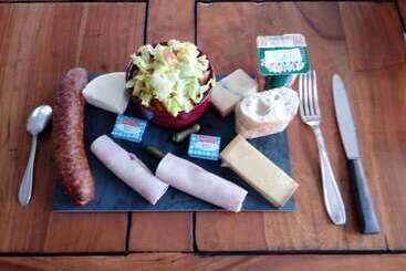 تختخواب و صبحانه Maison Curiale