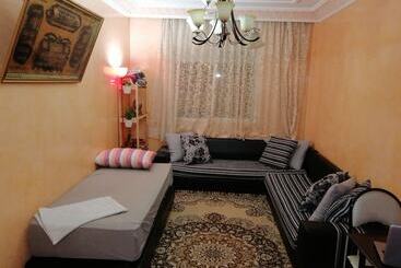 تختخواب و صبحانه Mohammed V Airport Home