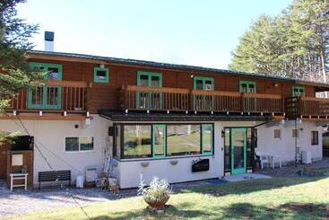 Hirotani Pension & Lodge