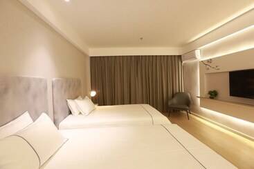هتل Jinjiang Magnolia Haikou Chengmai Software Park