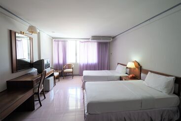 Pachara Hotel And Restaurant