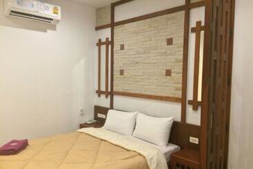 בית מלון כפרי Suanrak Resort
