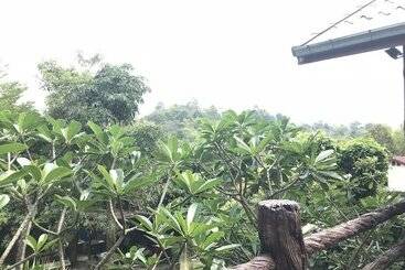 פנסיון Ban Hlung Khao Adventure