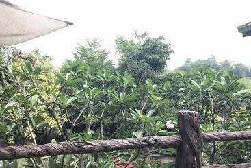 פנסיון Ban Hlung Khao Adventure