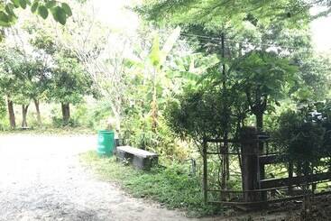 פנסיון Ban Hlung Khao Adventure