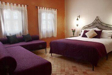 Riad Bouchedor