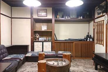 Kashiwaya Ryokan Guesthouse&sharedhouse Hostel