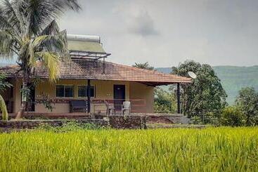 هتل Megh Malhar Agro Tourism