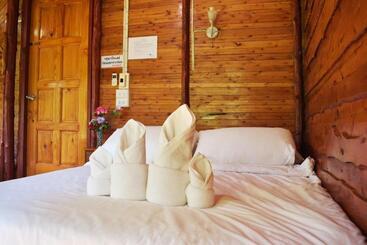 هتل Pru Valley Thaley Tai Resort