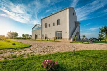 فندق ريفى Agriturismo Masseria Cannella