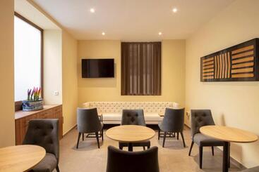 هتل SH Suite Palace