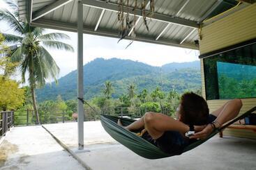 هتل Wang Tey Homestay Khiri Wong
