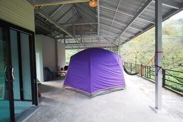 هتل Wang Tey Homestay Khiri Wong