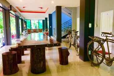 هتل Wang Tey Homestay Khiri Wong