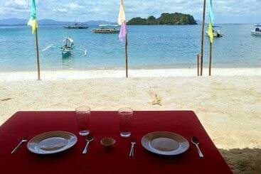 پانسیون Acuario Beach Inn