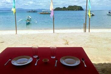 پانسیون Acuario Beach Inn