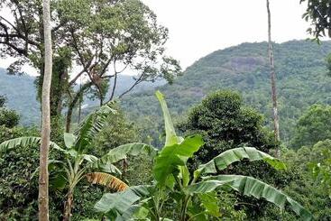 پانسیون Baan Keree Thara Khiri Wong