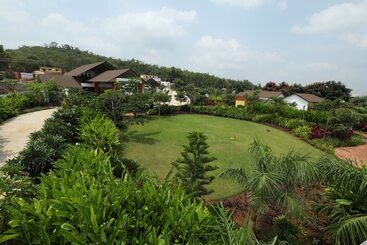 The Ocean Pearl Resort And Spa